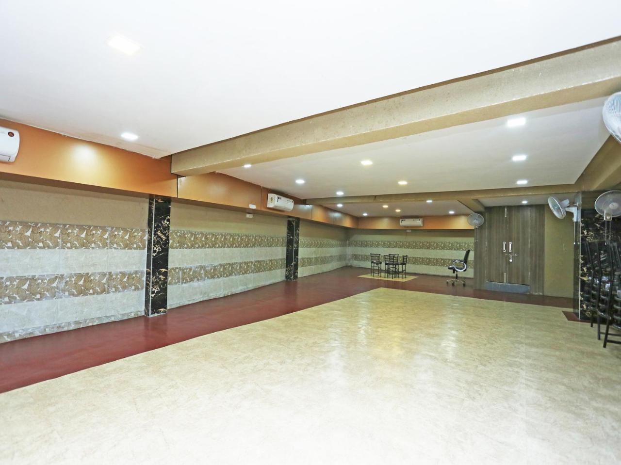 Oyo-16472斯里巴尔拉姆国际酒店 Rāipur 外观 照片