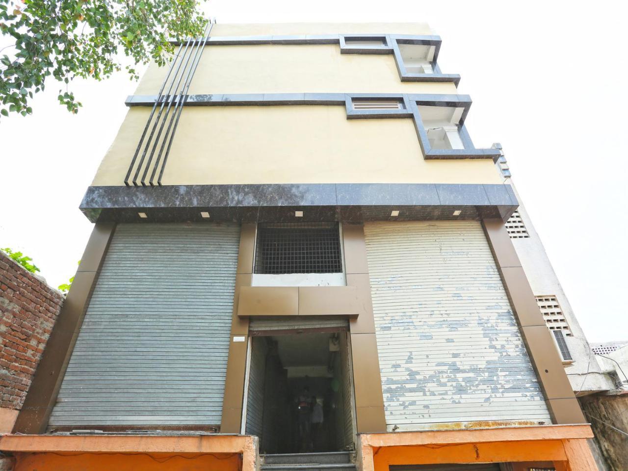 Oyo-16472斯里巴尔拉姆国际酒店 Rāipur 外观 照片